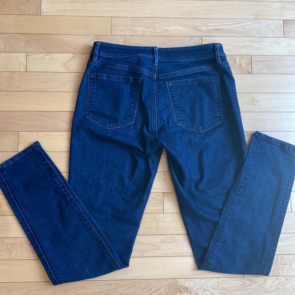 LOFT Curvy Skinny Mid Wash High Rise - Picture 3 of 8